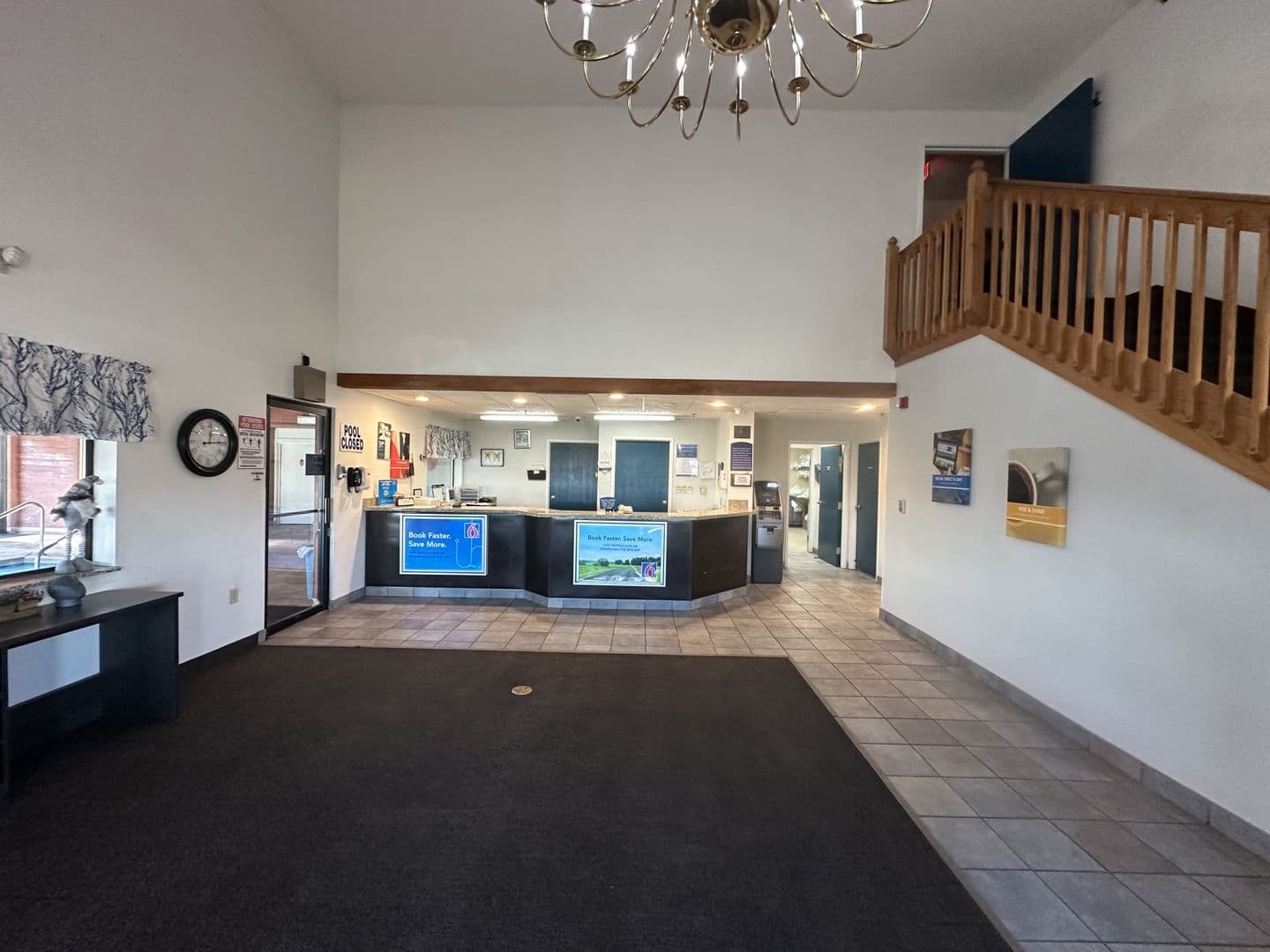 Waterloo Apartment: 2343 Logan Ave