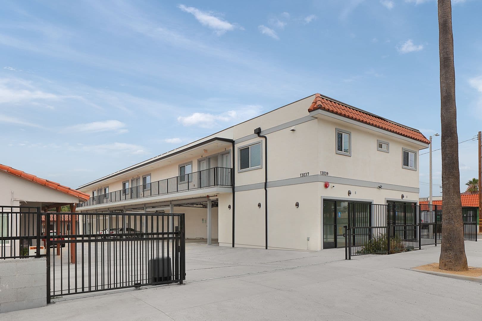 Sylmar Apartment: 13037 San Fernando
