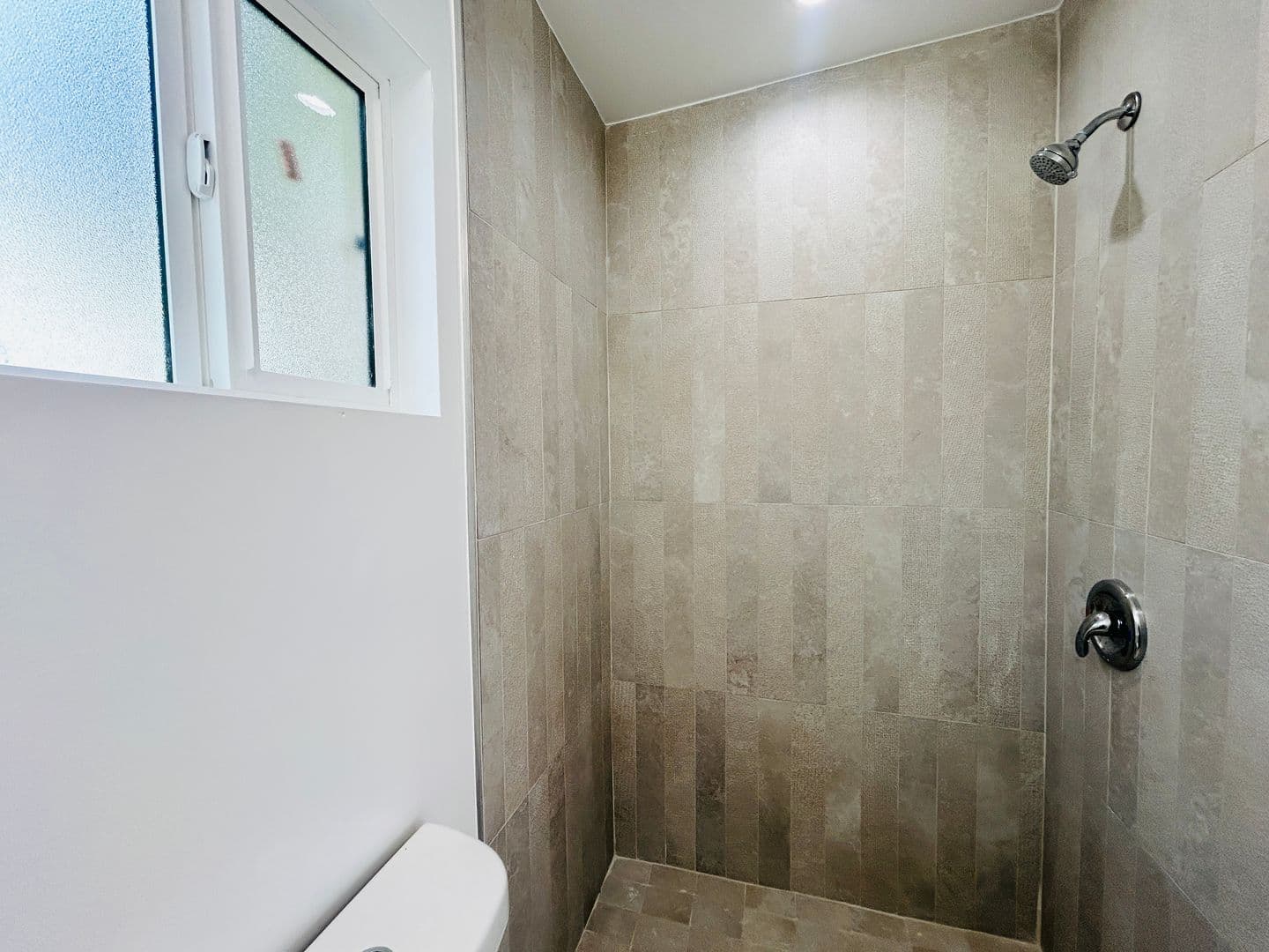 Van Nuys Apartment: 14210 Sylvan