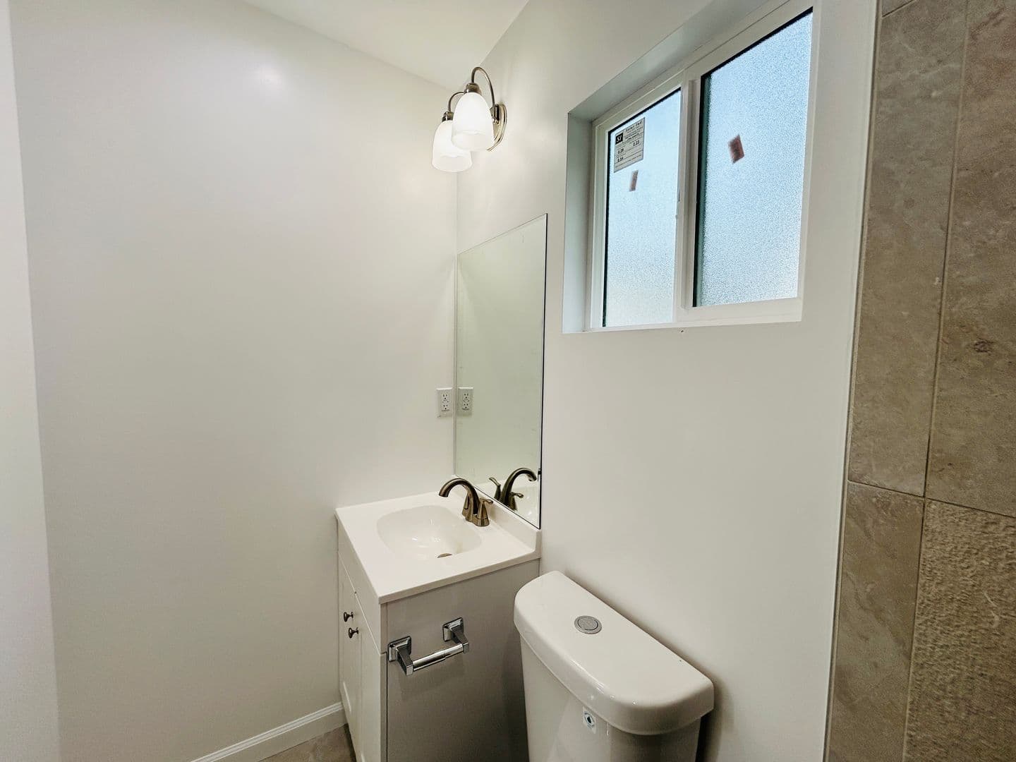 Van Nuys Apartment: 14210 Sylvan
