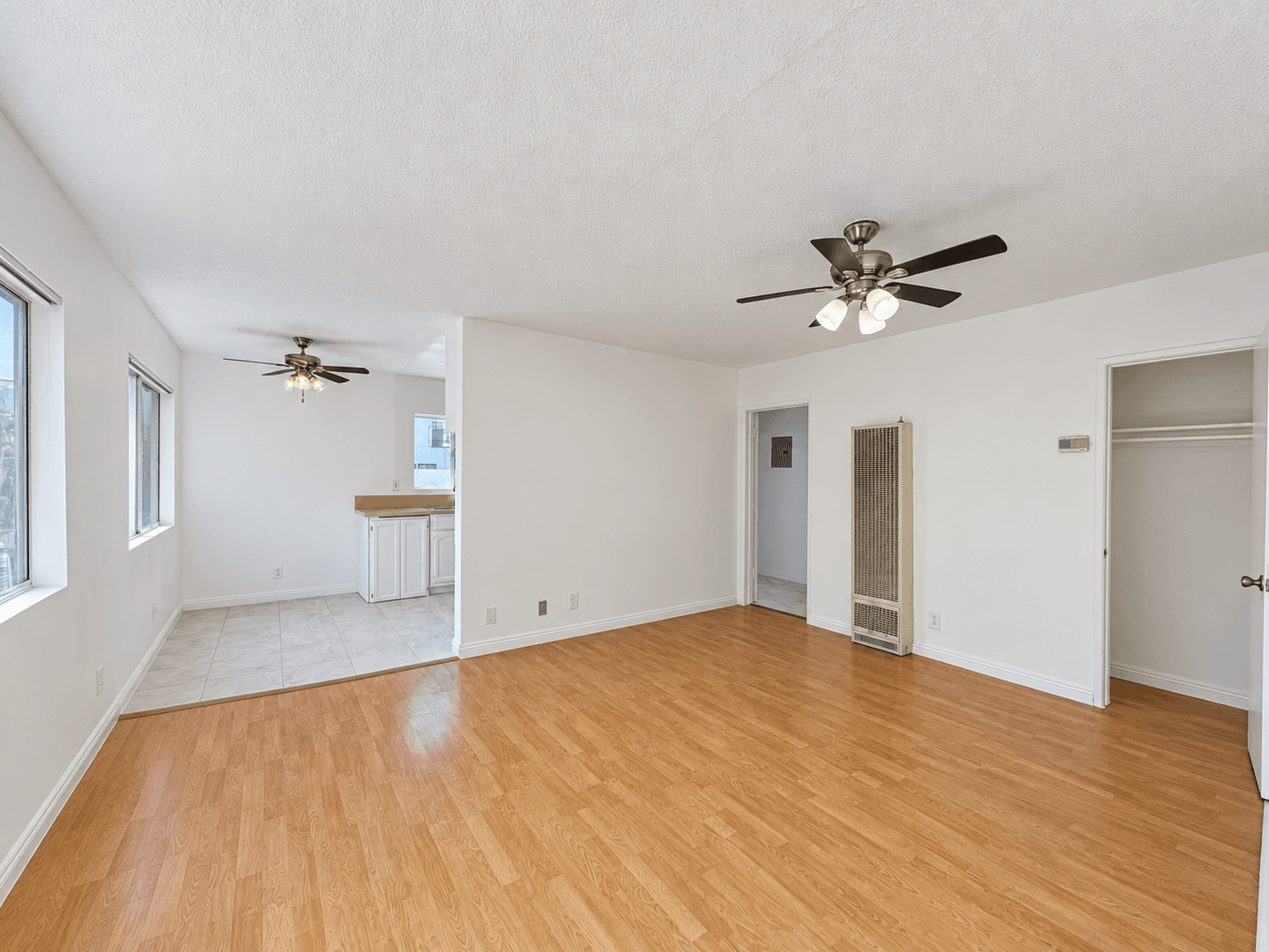Los Angeles Apartment: 619 N Alexandria