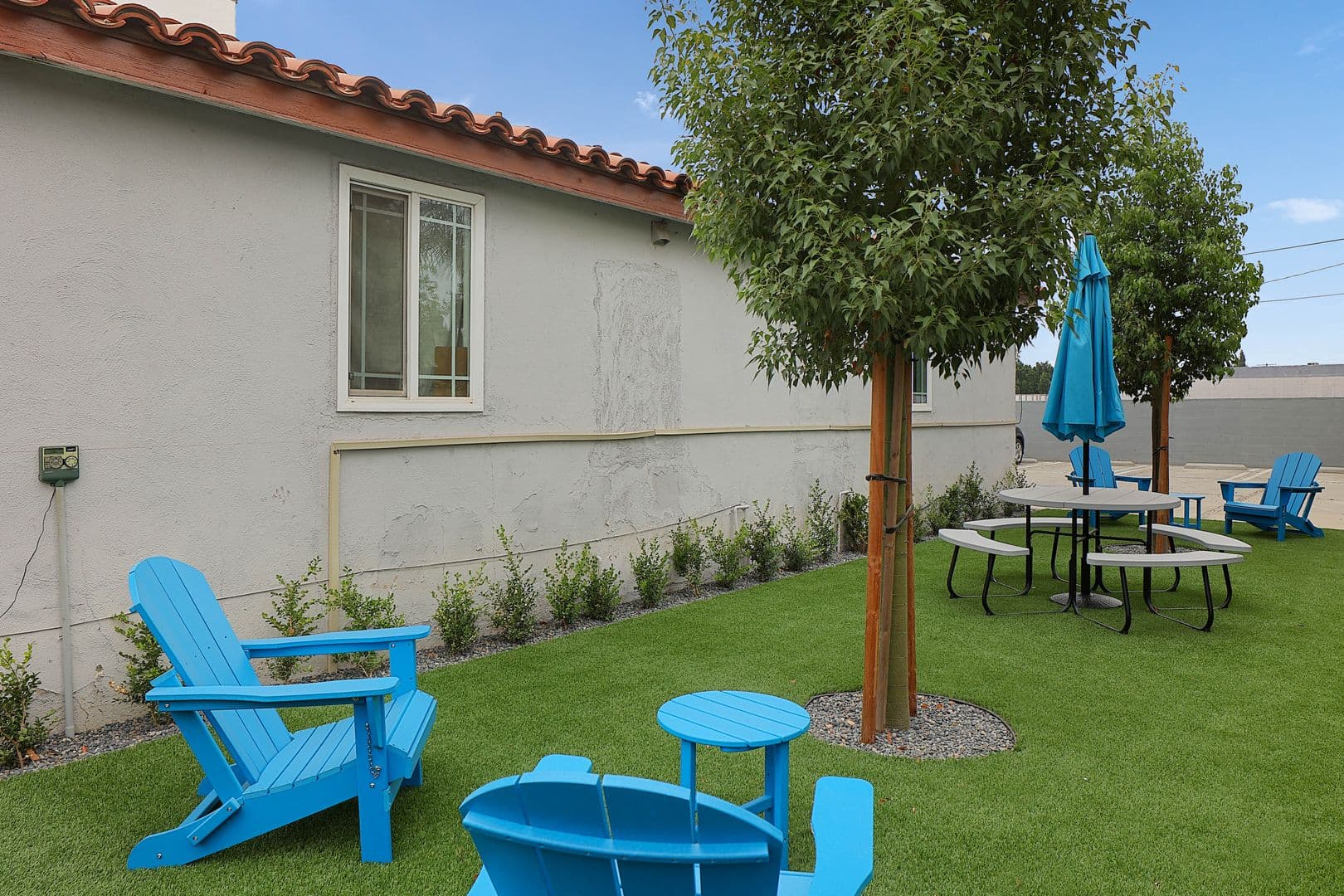 Sylmar Apartment: 13037 San Fernando
