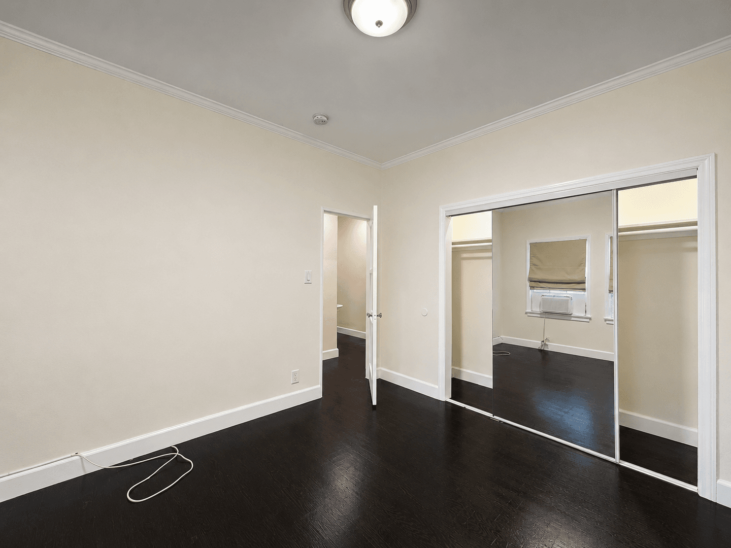 Beverly Hills Apartment: 215 S Elm Drive
