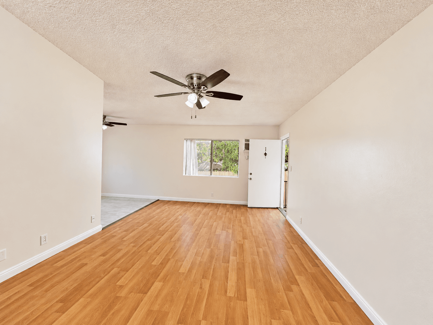 Los Angeles Apartment: 619 N Alexandria