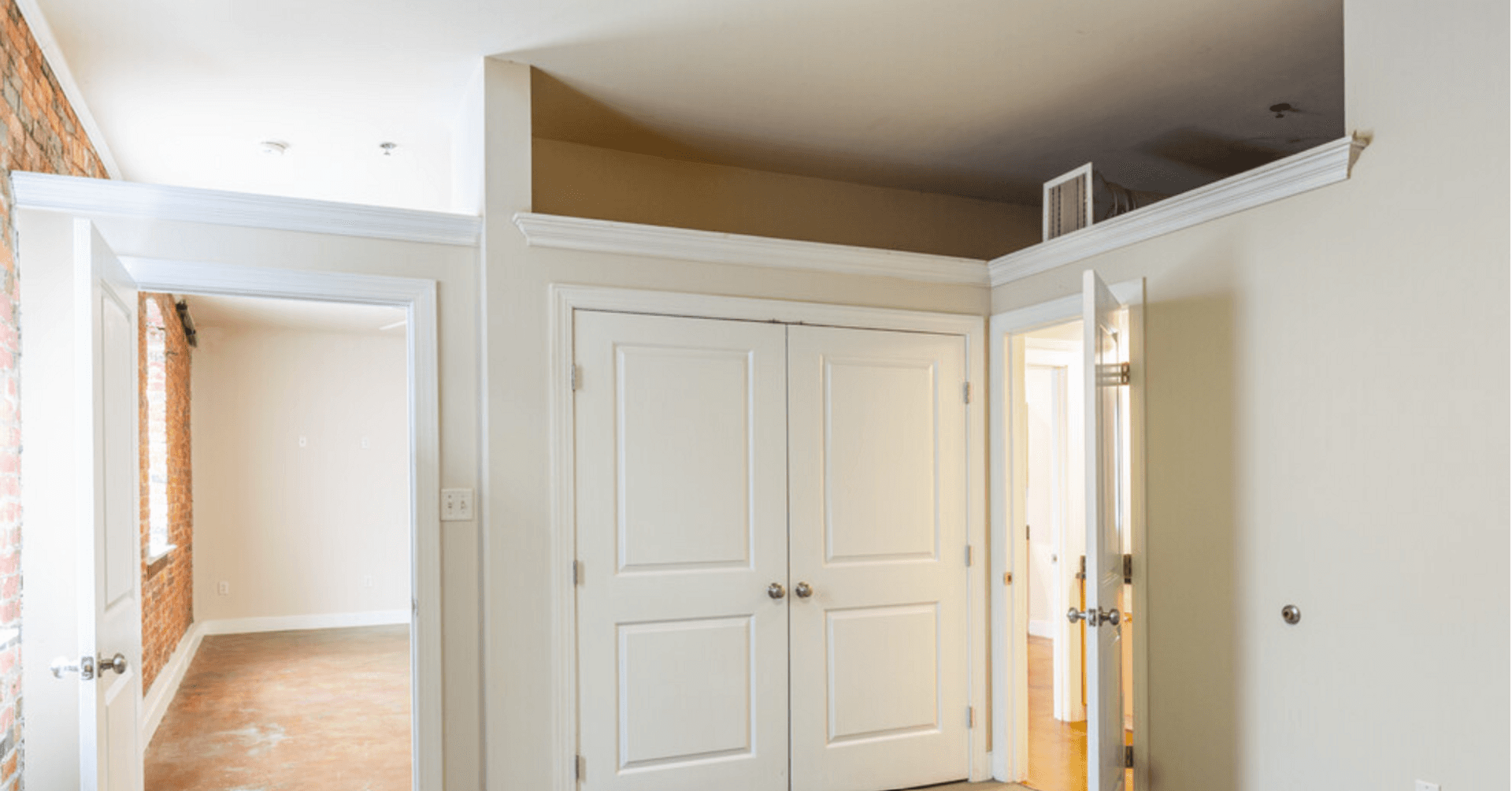 Petersburg Apartment: 214 N. Dunlop Street