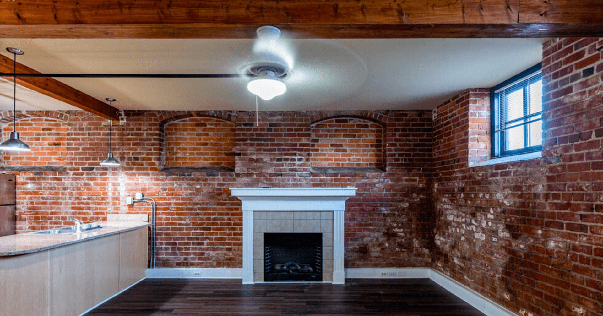 Petersburg Apartment: 801 Hinton Street