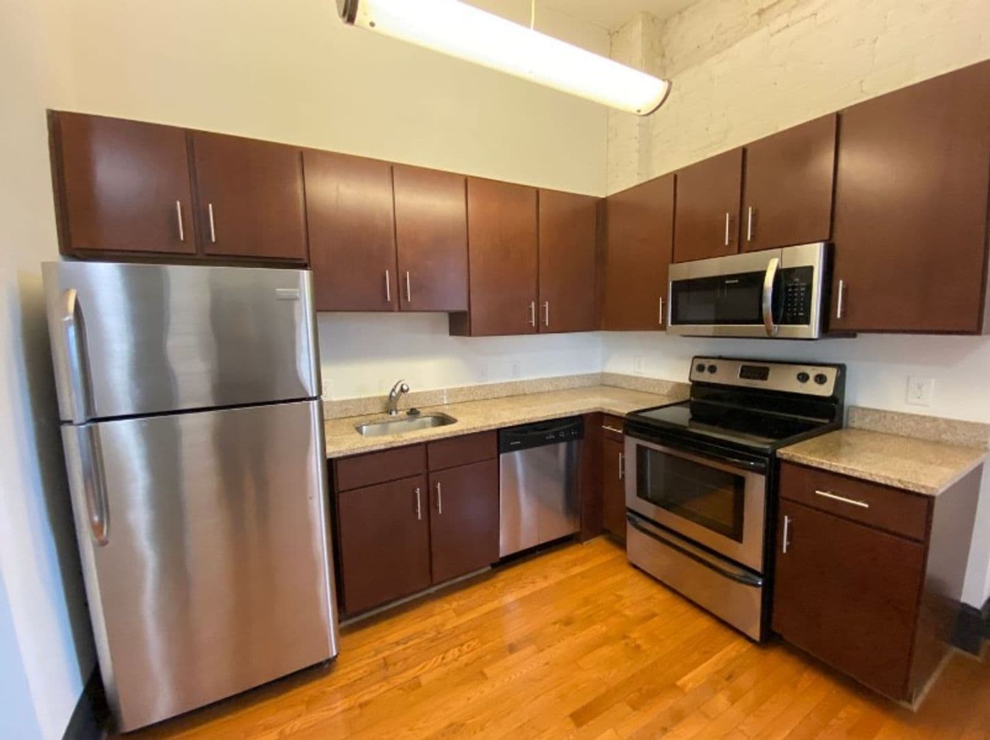 Petersburg Apartment: 230 N. Sycamore St