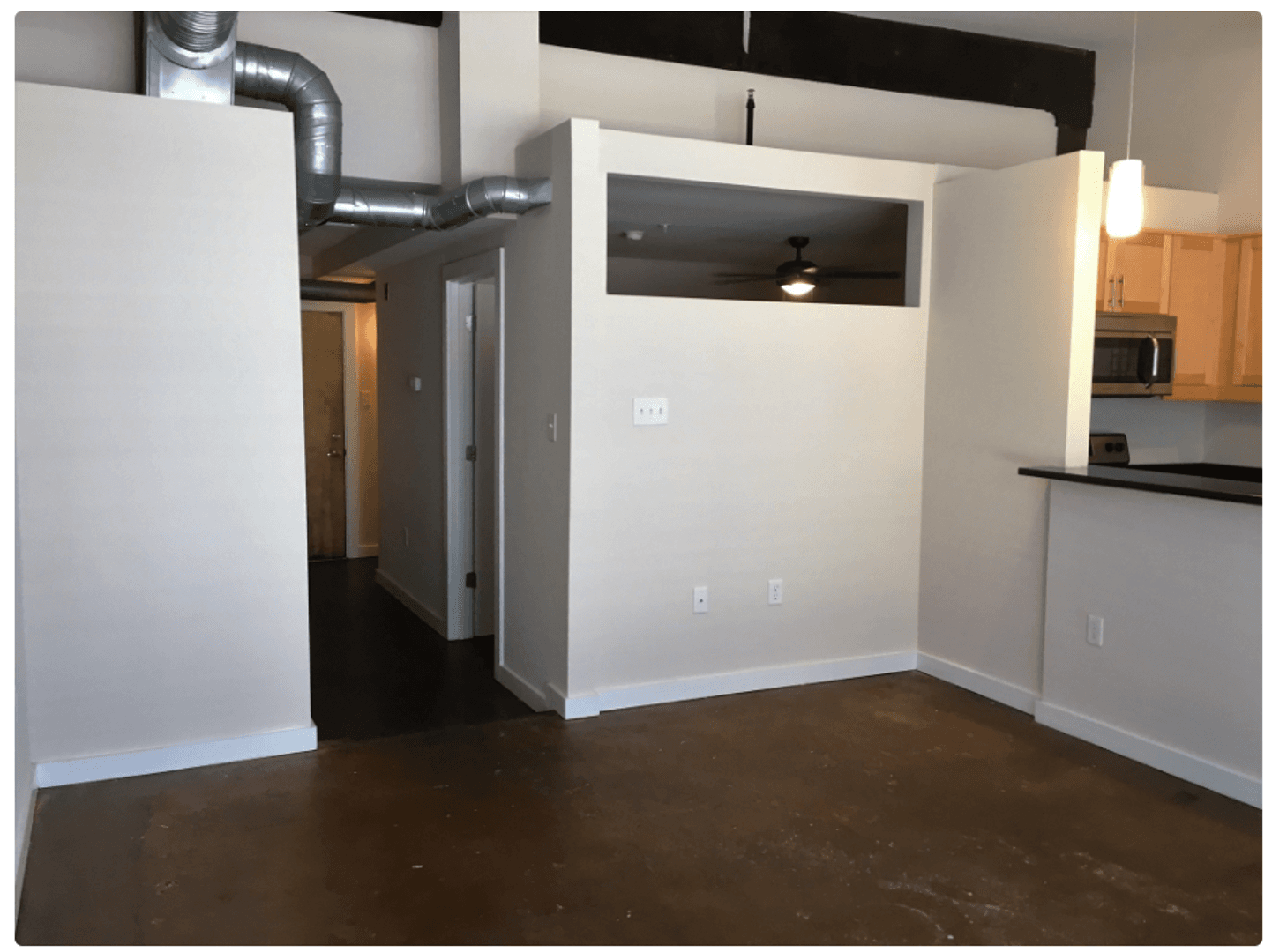 Petersburg Apartment: 301 N Dunlop Street