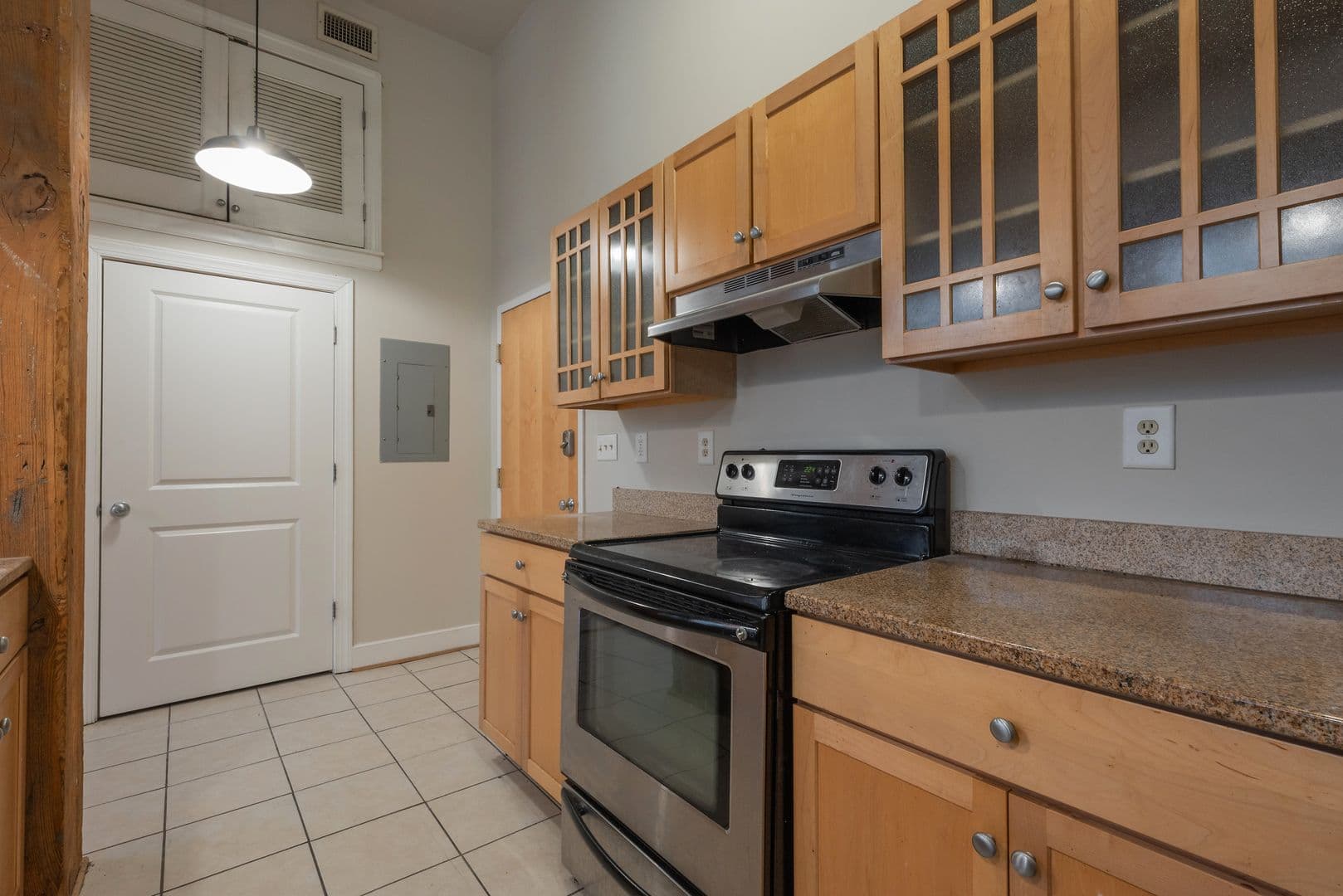 Petersburg Apartment: 801 Hinton Street