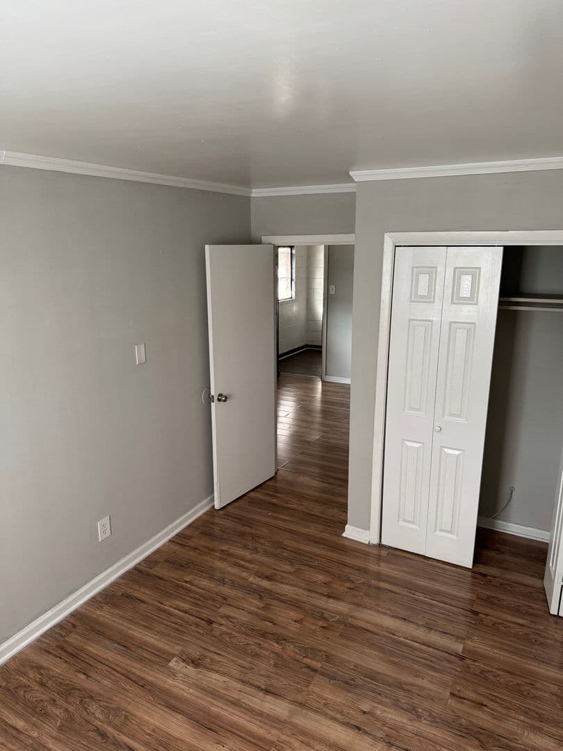 Richmond Apartment: 6533 S Beulah Rd