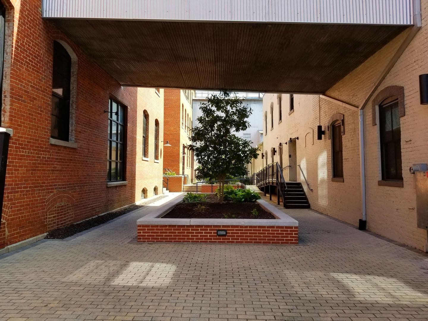Petersburg Apartment: 325 Brown Street