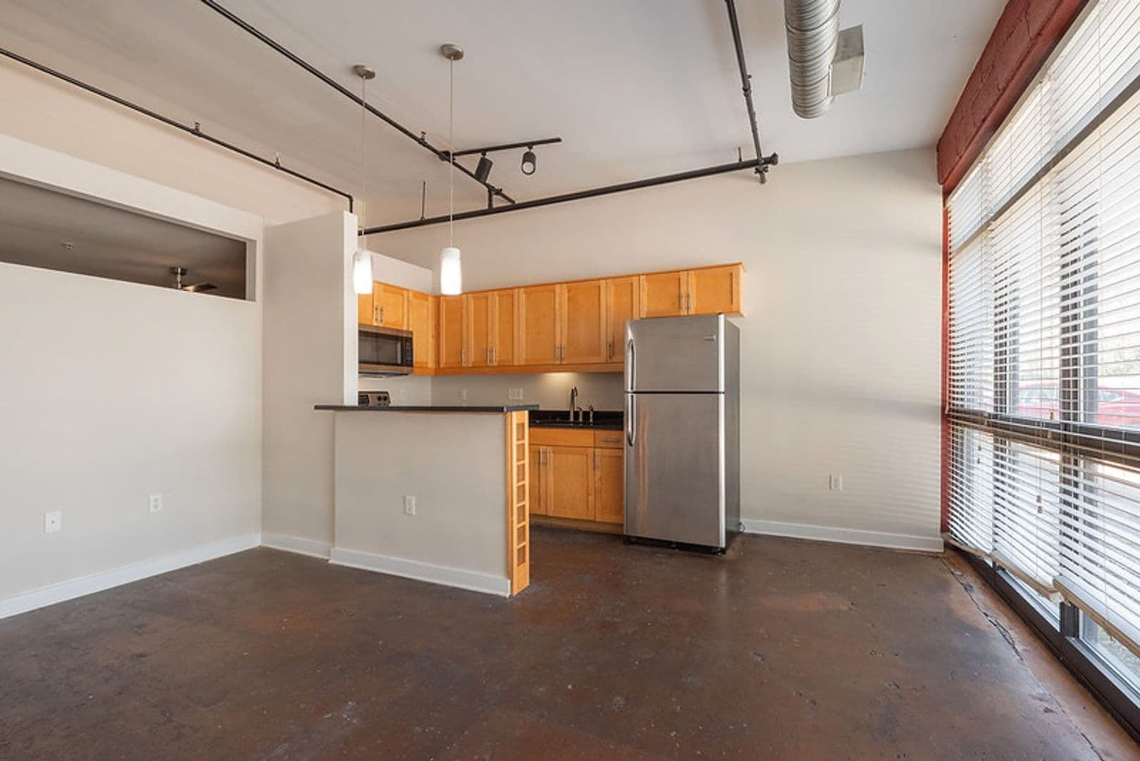 Petersburg Apartment: 301 N Dunlop Street