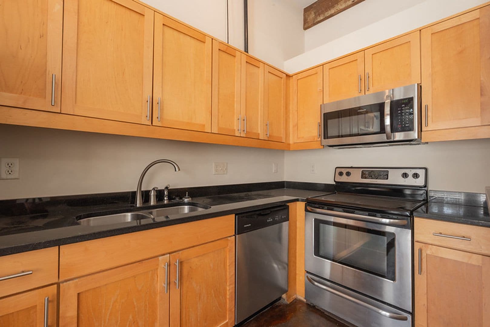 Petersburg Apartment: 301 N Dunlop Street
