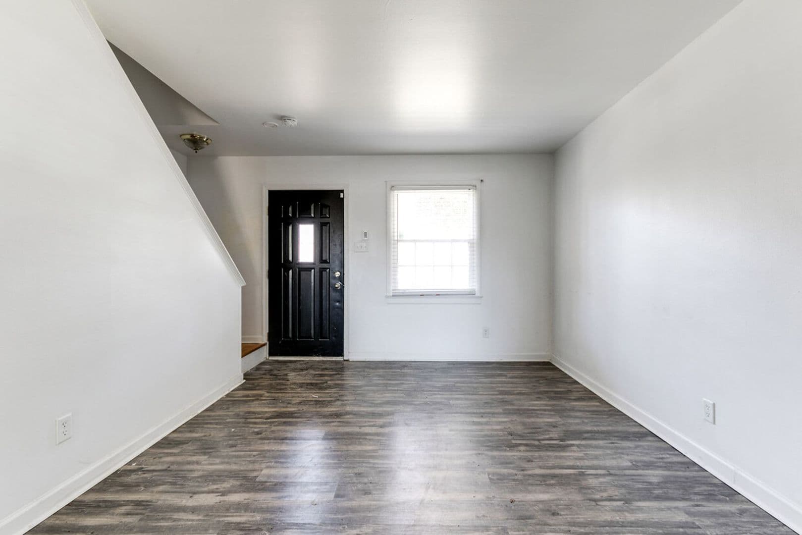 Henrico Apartment: 1005 W Nine Mile Rd