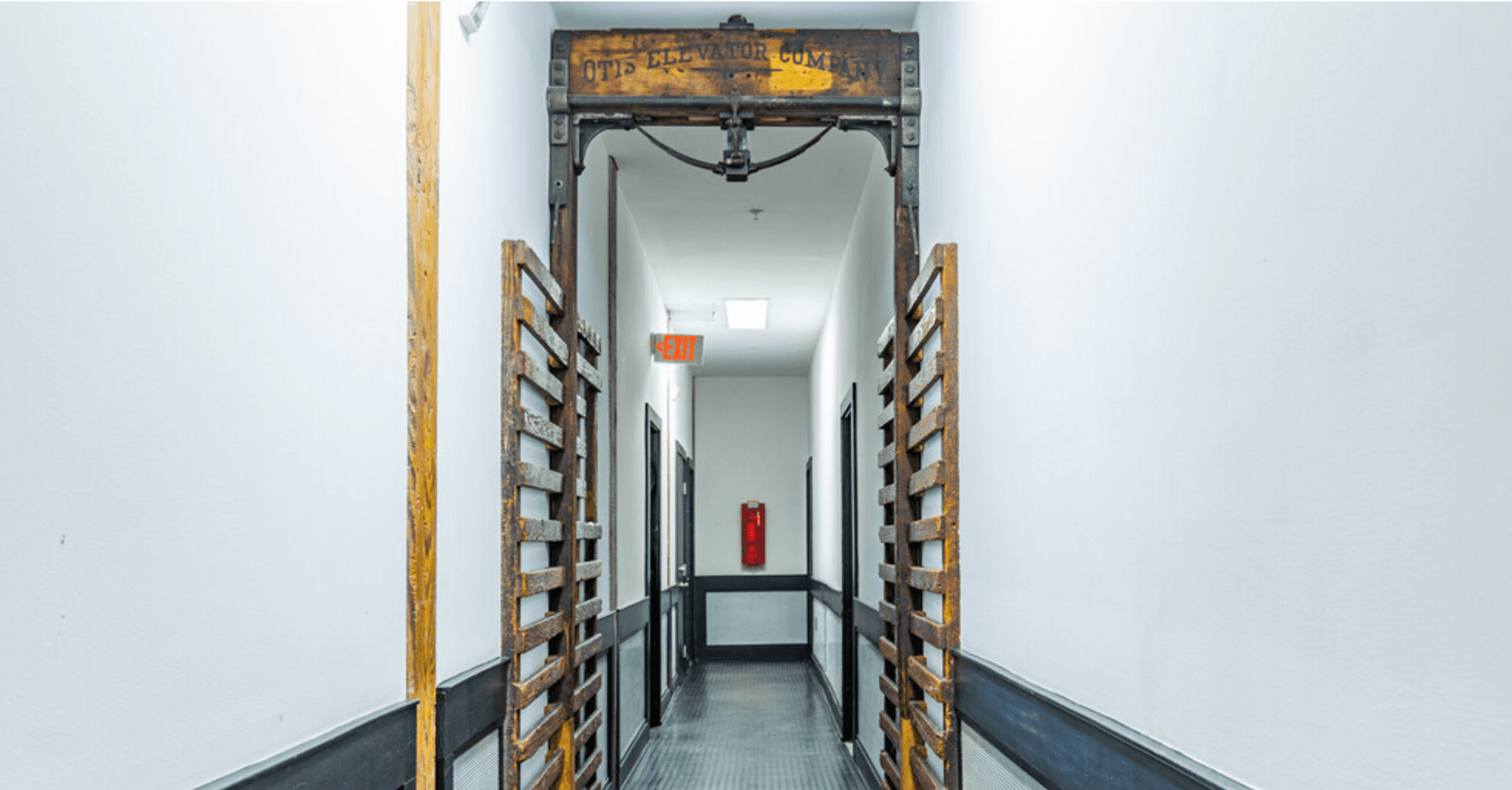Petersburg Apartment: 9 S. Market Street