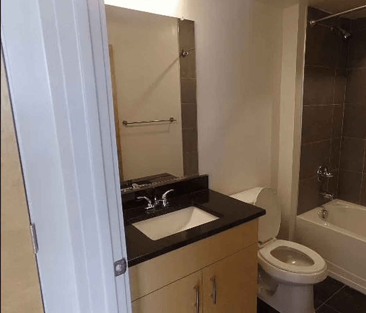 Petersburg Apartment: 30 Franklin Street