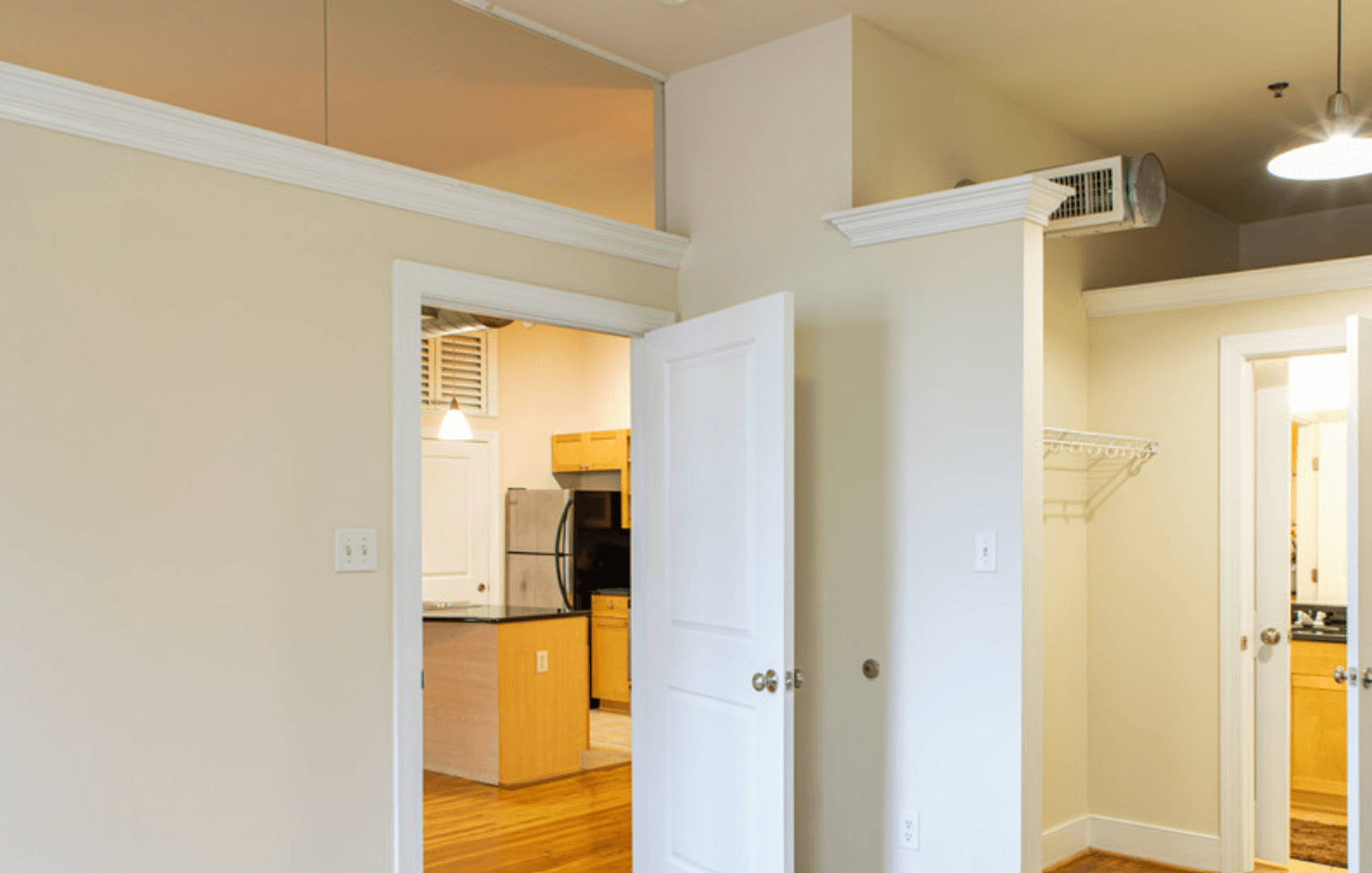 Petersburg Apartment: 214 N. Dunlop Street