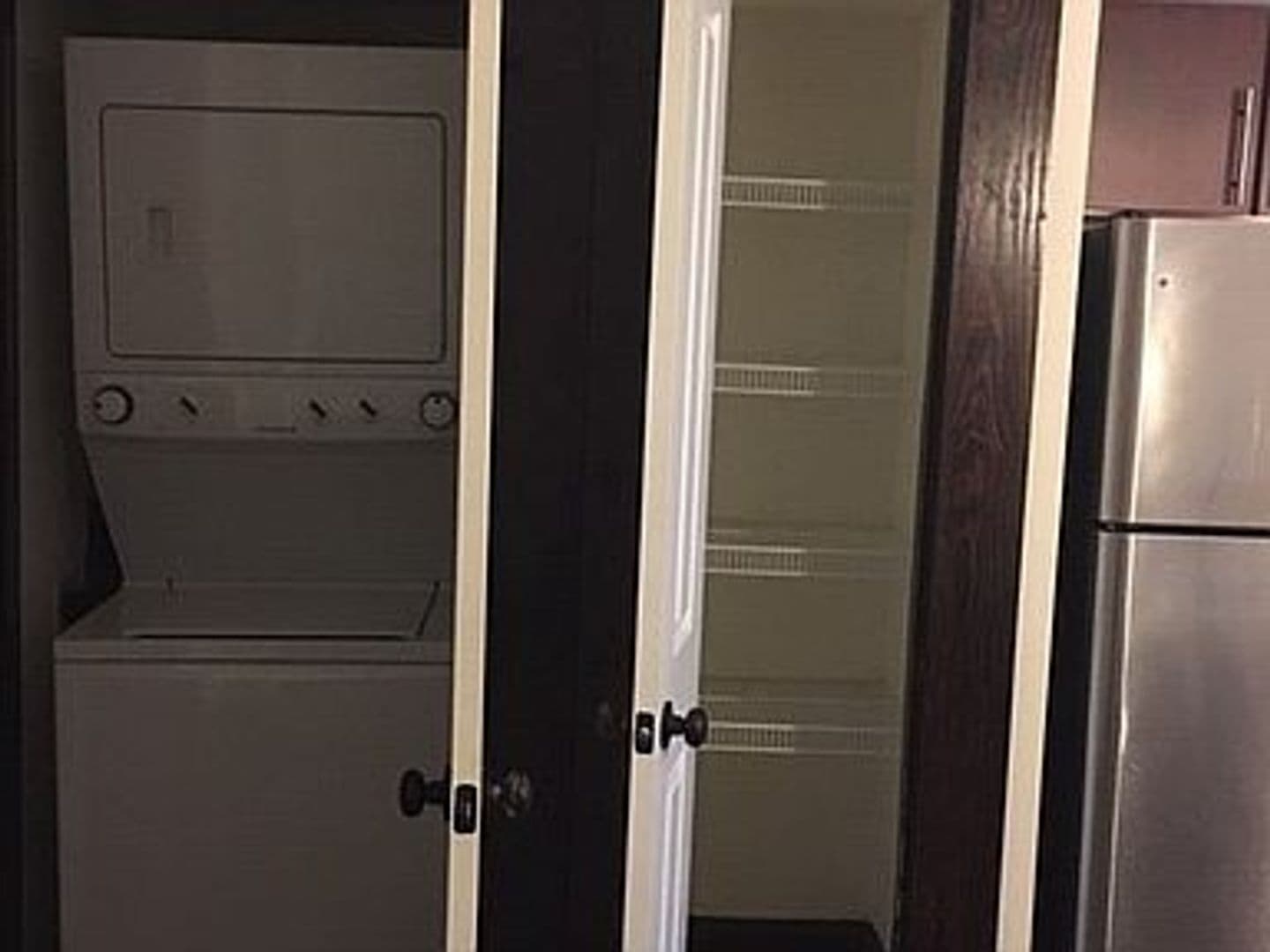 Petersburg Apartment: 325 Brown Street