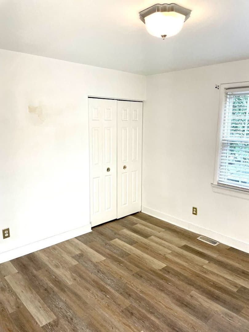 Henrico Apartment: 1005 W Nine Mile Rd