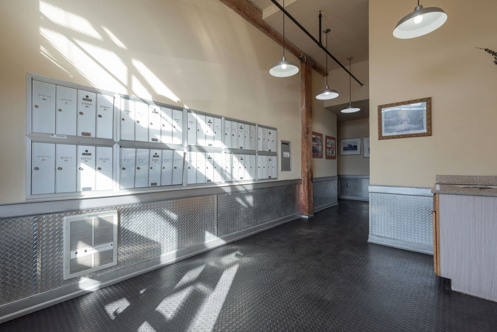 Petersburg Apartment: 801 Hinton Street