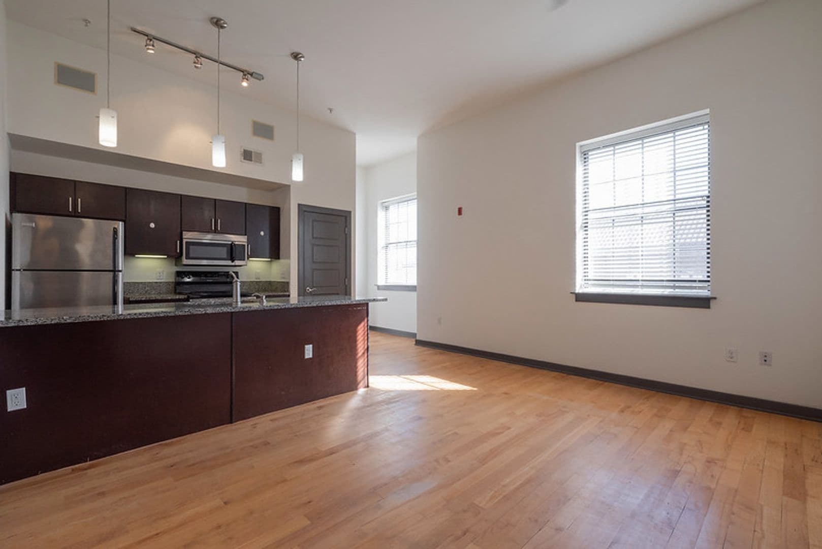 Petersburg Apartment: 325 Brown Street
