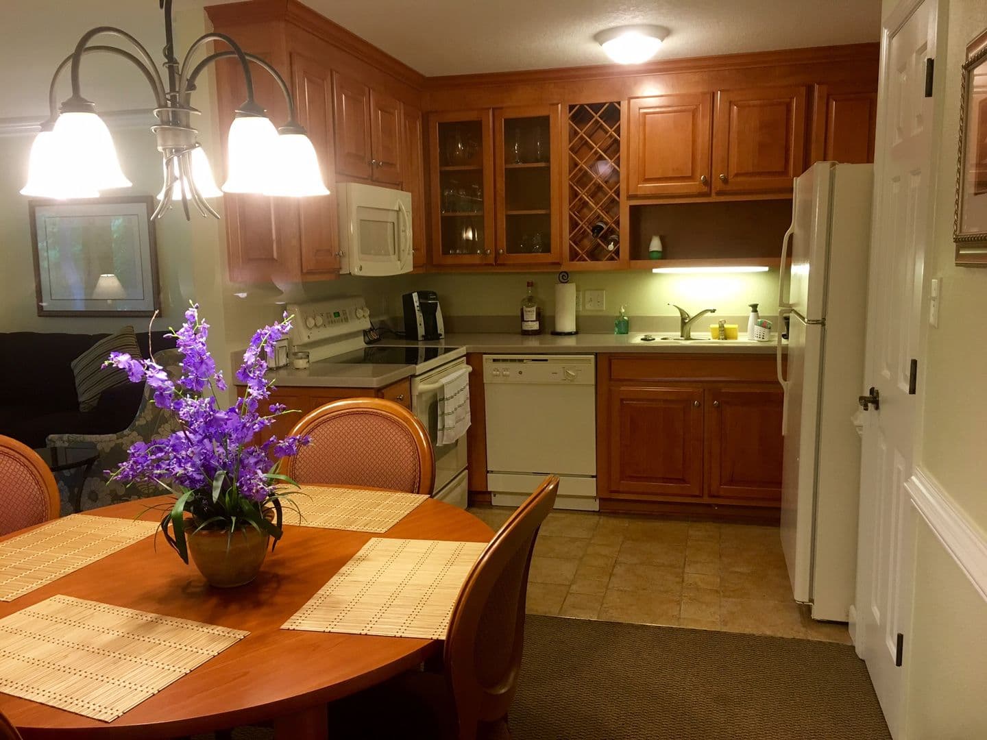 Williamsburg Apartment: 228 Padgetts Ordinary