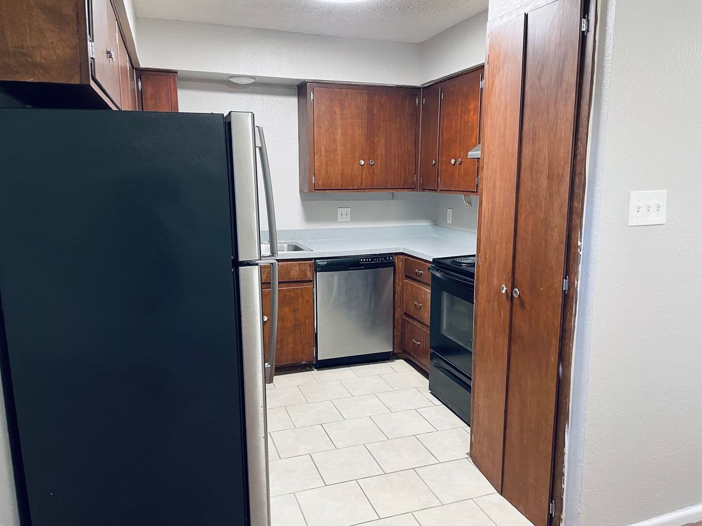 Lubbock Apartment: 2902 Vicksburg Ave.