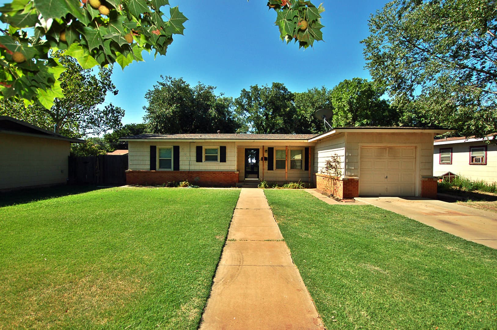 Lubbock House: 4007 38th Street