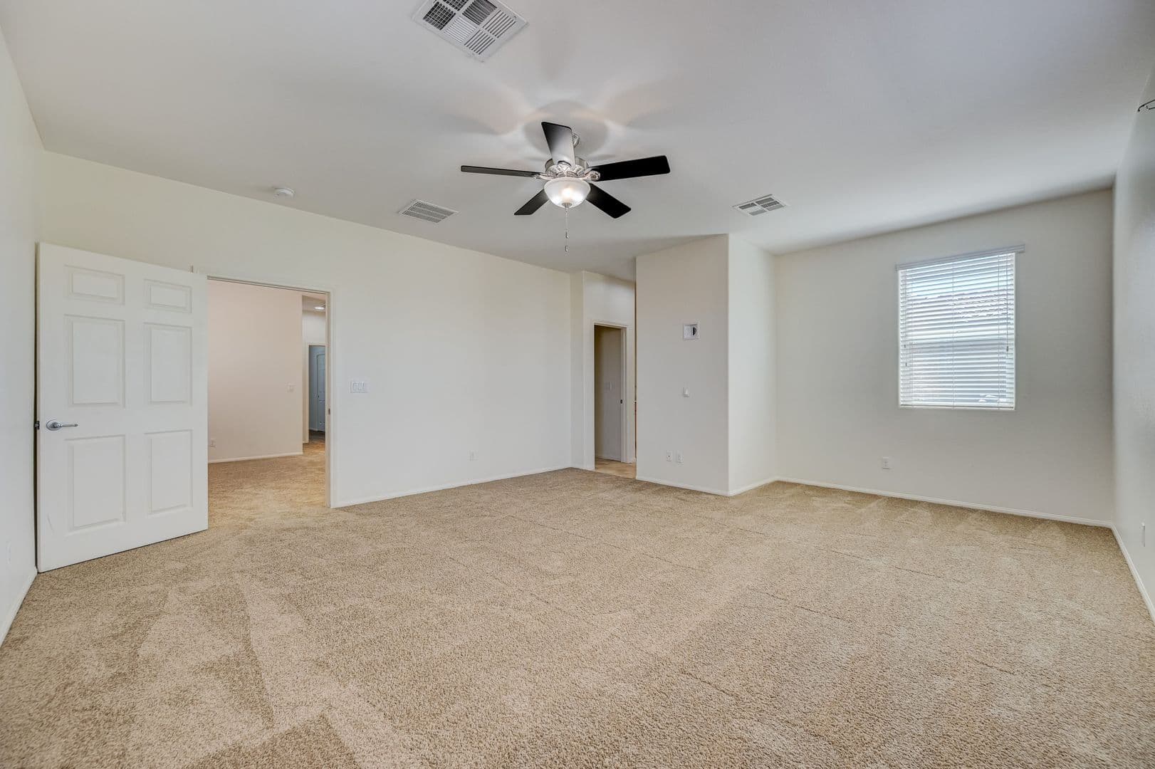 Las Vegas House: 968 Hidden Bull St