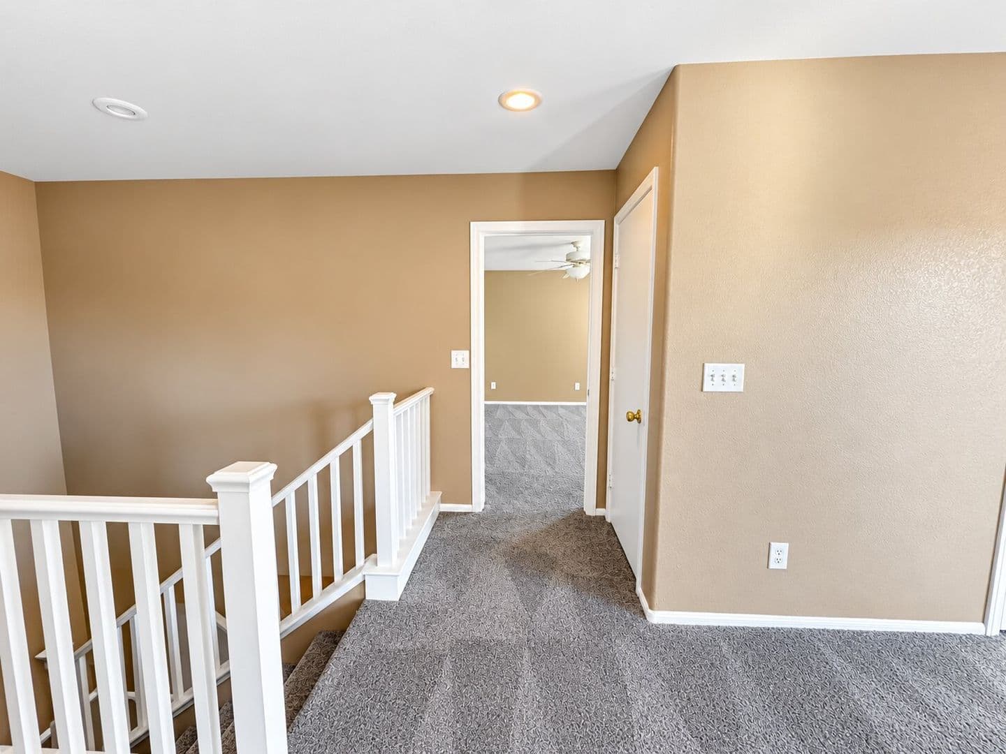 Las Vegas House: 10441 Vinson Point Ave