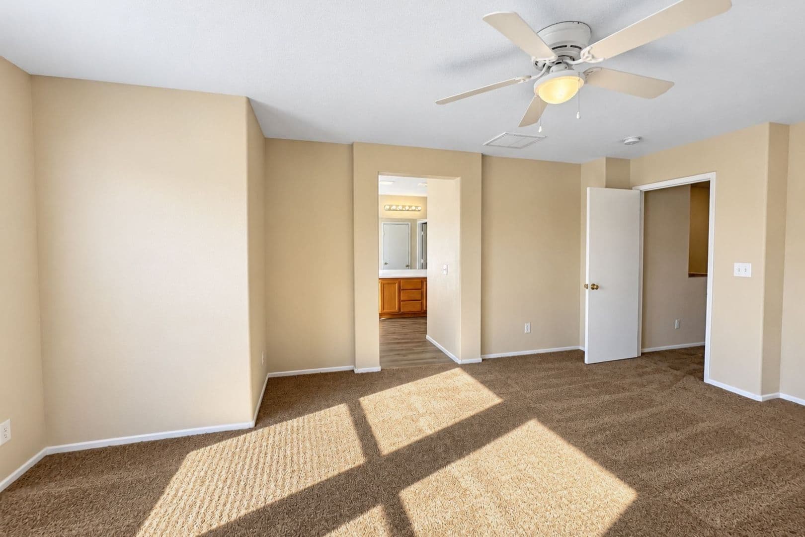 North Las Vegas House: 6225 Capehart Falls St