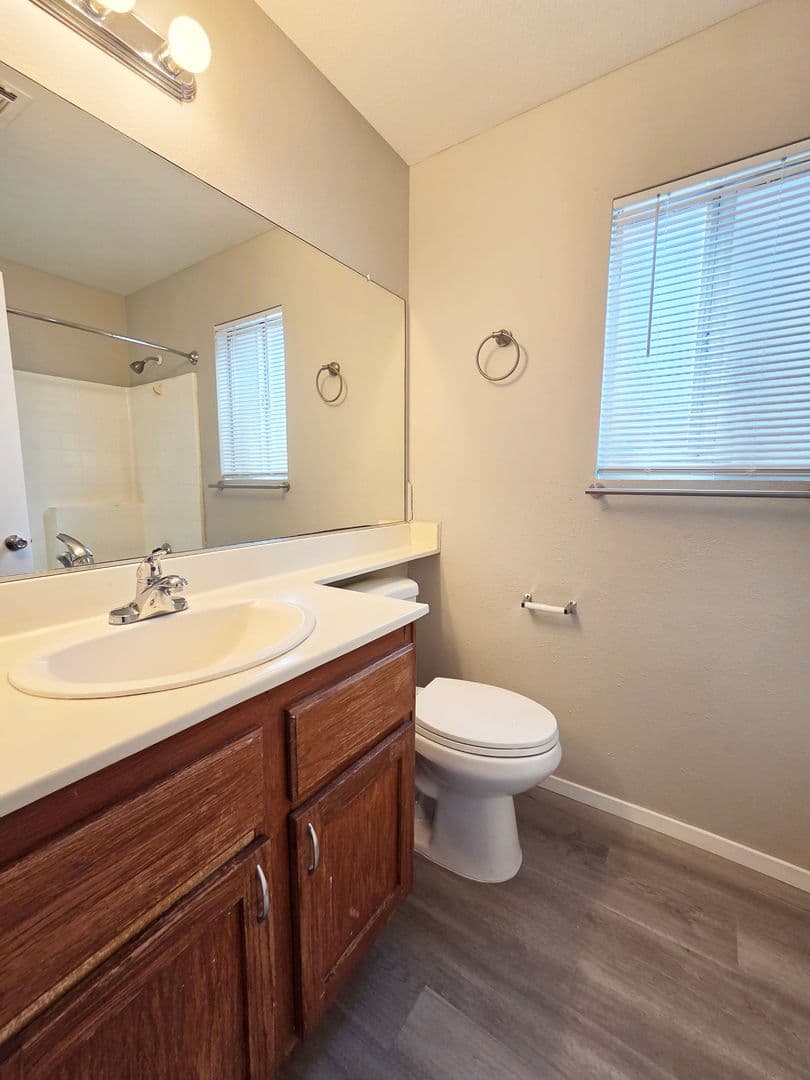 North Las Vegas House: 2115 Falcon Crest Ave