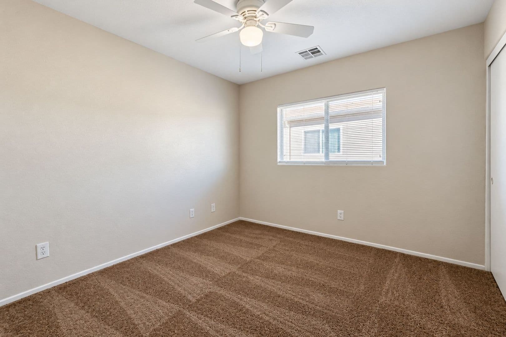 North Las Vegas House: 6225 Capehart Falls St