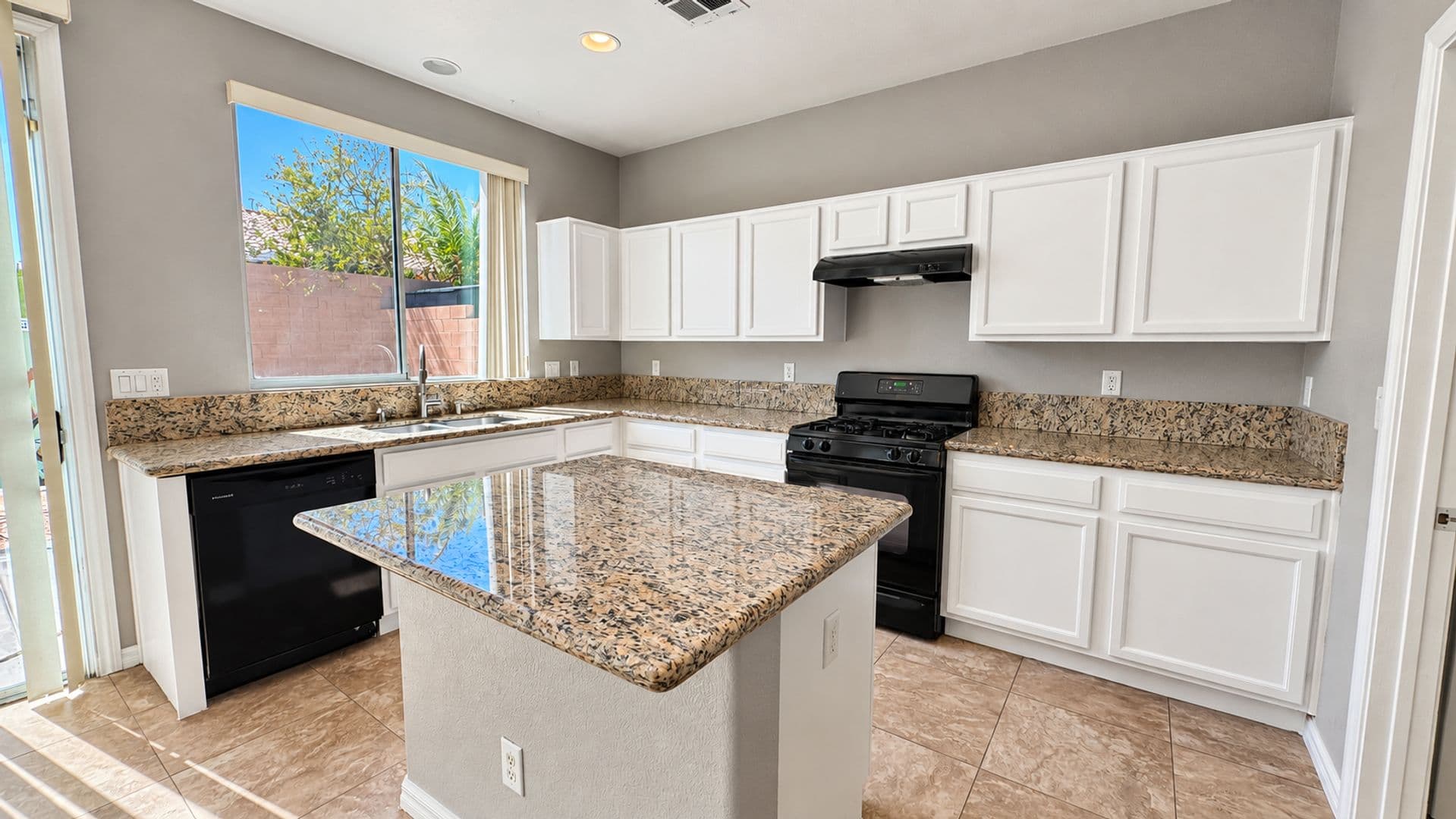 Las Vegas House: 7617 Pioneer Ranch Ave