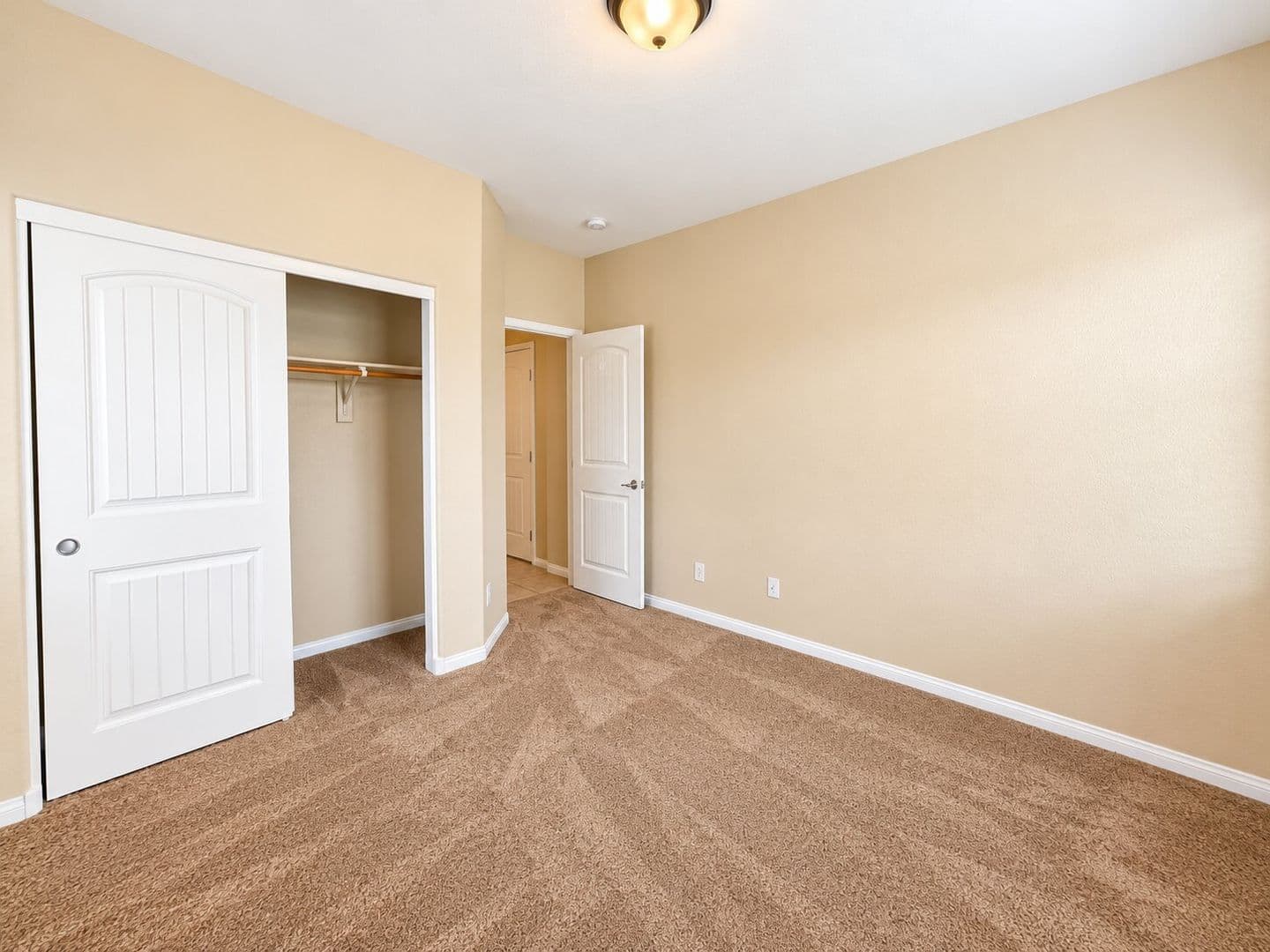 North Las Vegas House: 2025 Pipeline Beach Ct
