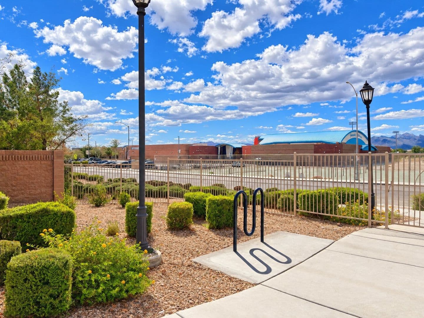 North Las Vegas House: 2025 Pipeline Beach Ct