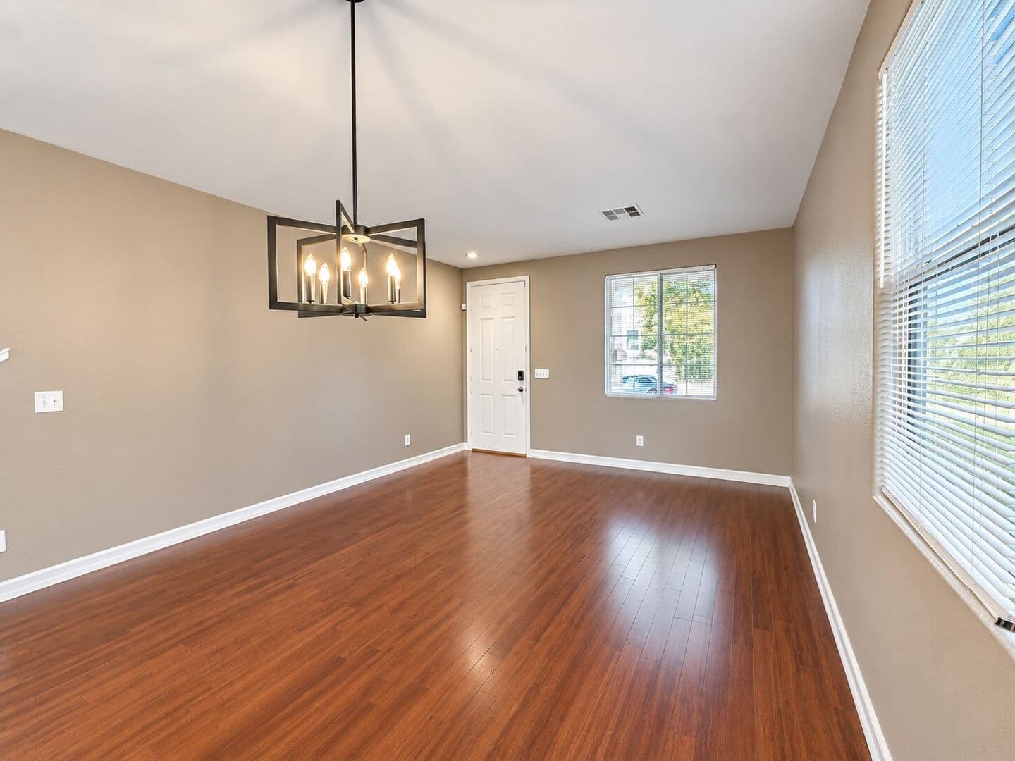 Las Vegas House: 10441 Vinson Point Ave