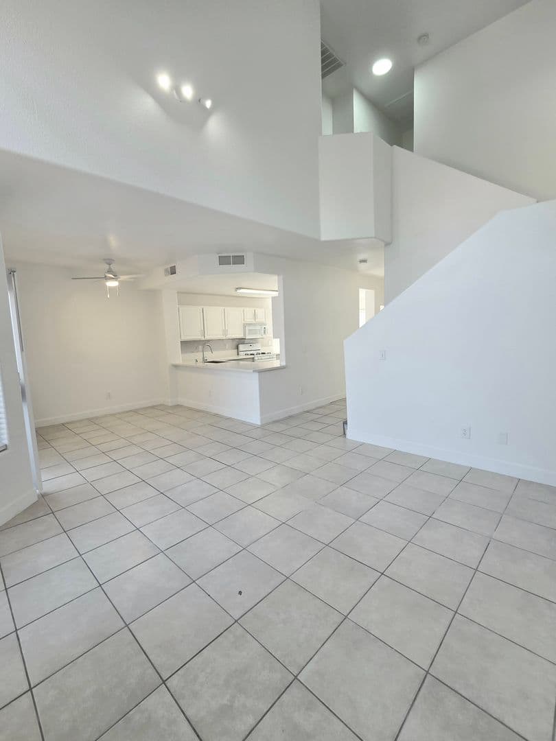 Las Vegas House: 5125 W Reno Ave