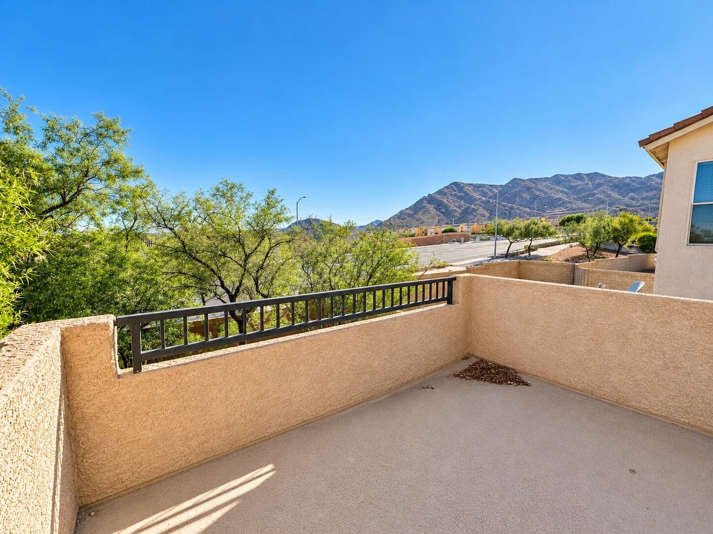 Las Vegas House: 10441 Vinson Point Ave