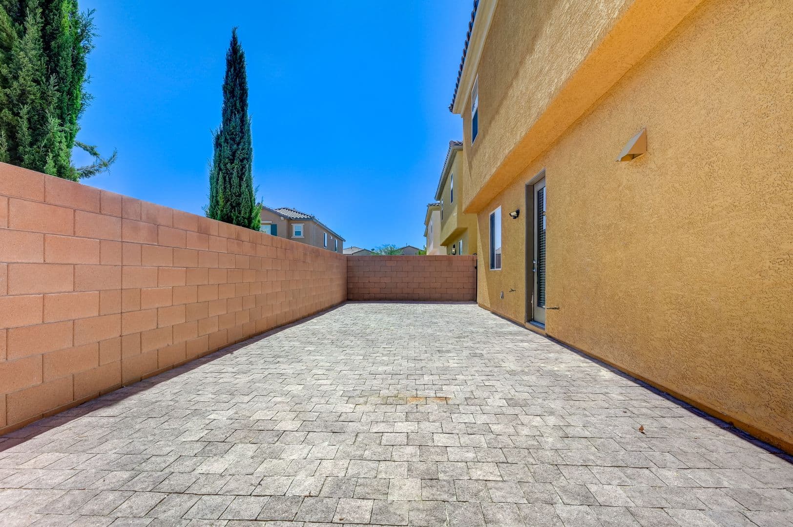 Las Vegas House: 968 Hidden Bull St