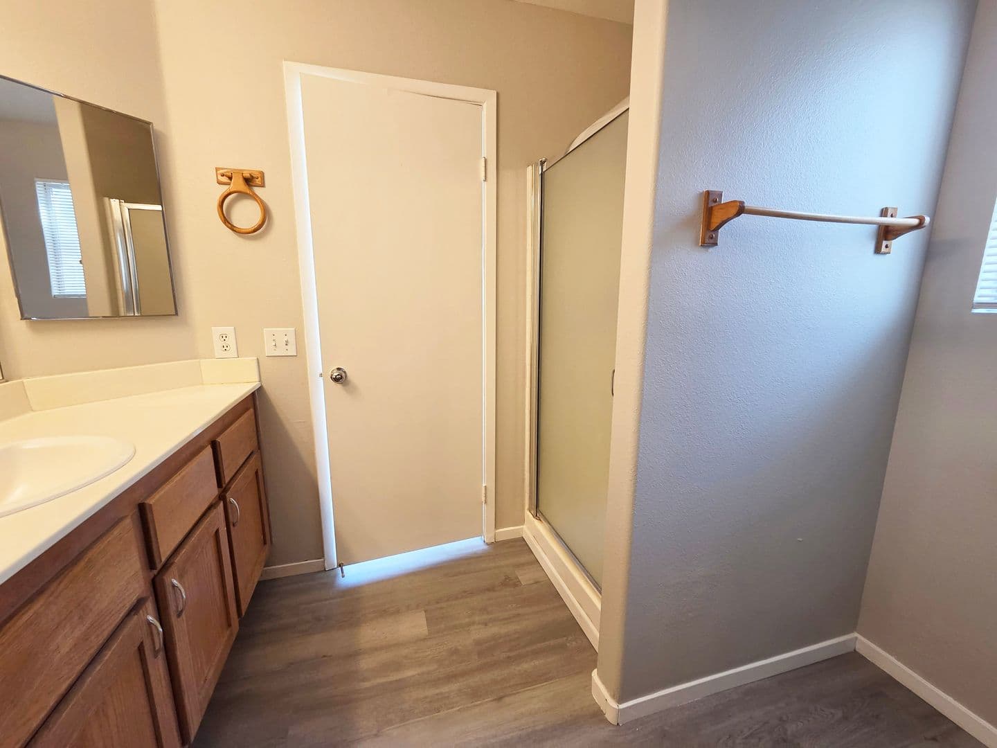 North Las Vegas House: 2115 Falcon Crest Ave