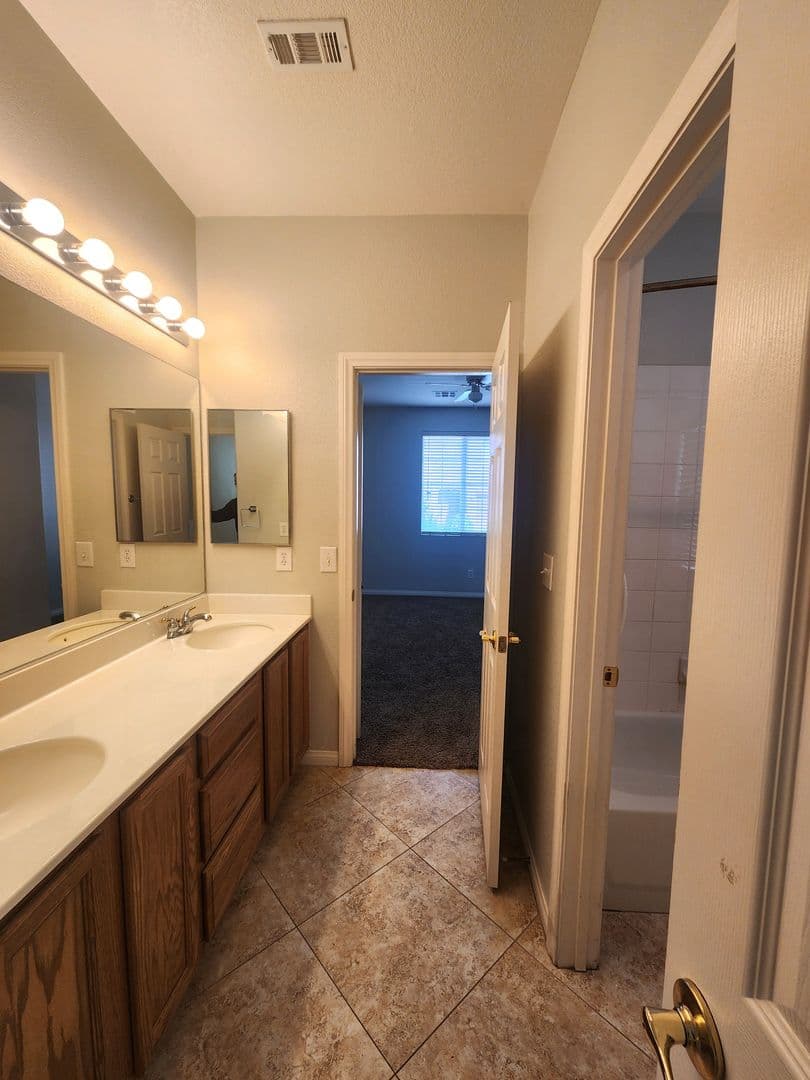 Las Vegas House: 9733 Sienna Valley Avenue