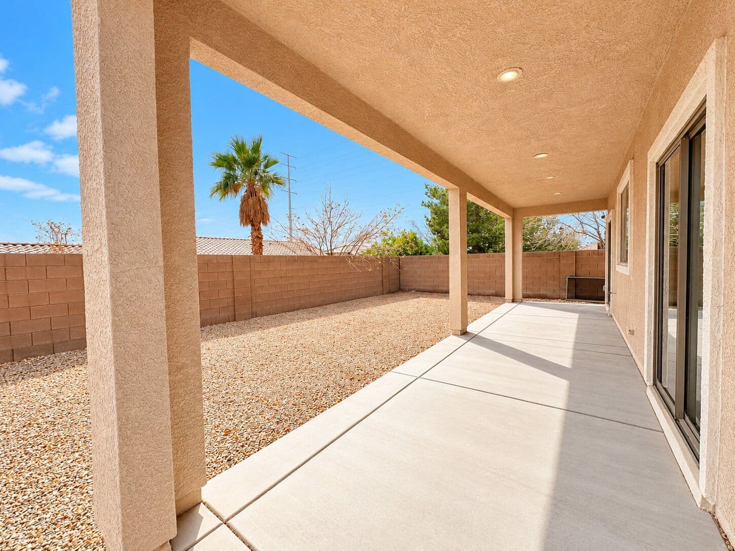 North Las Vegas House: 2025 Pipeline Beach Ct