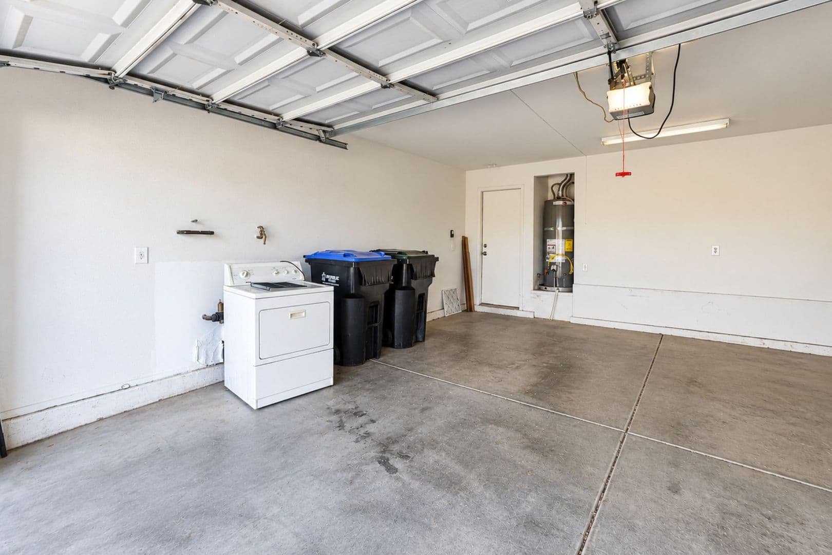 North Las Vegas House: 6225 Capehart Falls St