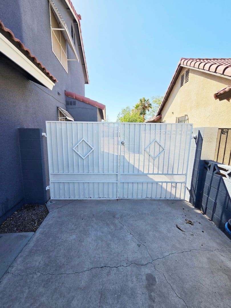 Las Vegas House: 4028 Zapotec Way