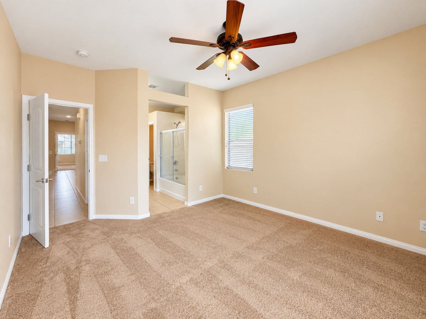 North Las Vegas House: 2025 Pipeline Beach Ct