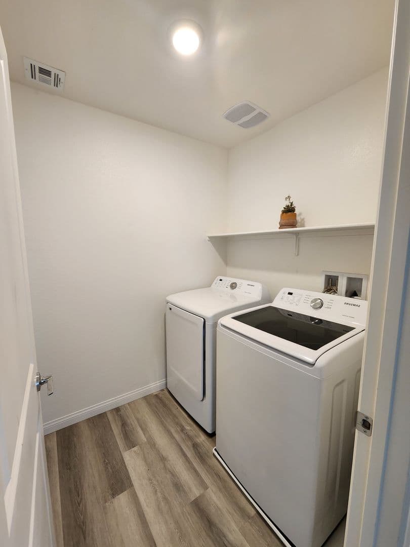 Las Vegas House: 2775 Atomic Tangerine Way #2