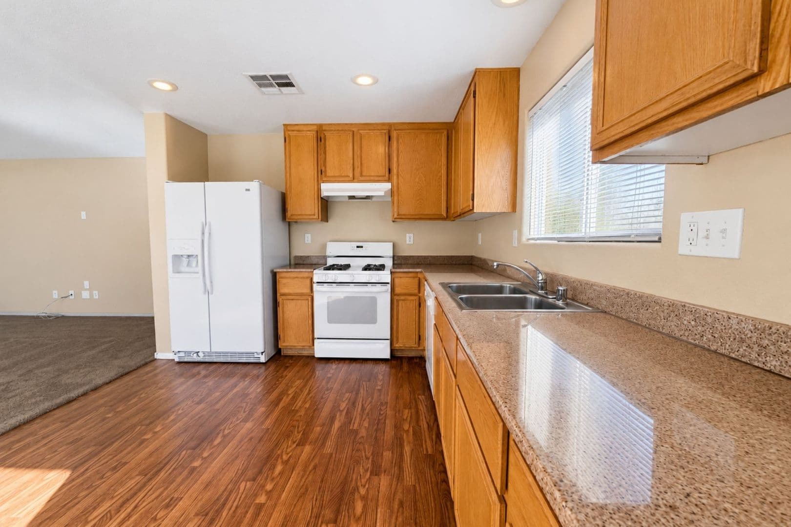 North Las Vegas House: 6225 Capehart Falls St