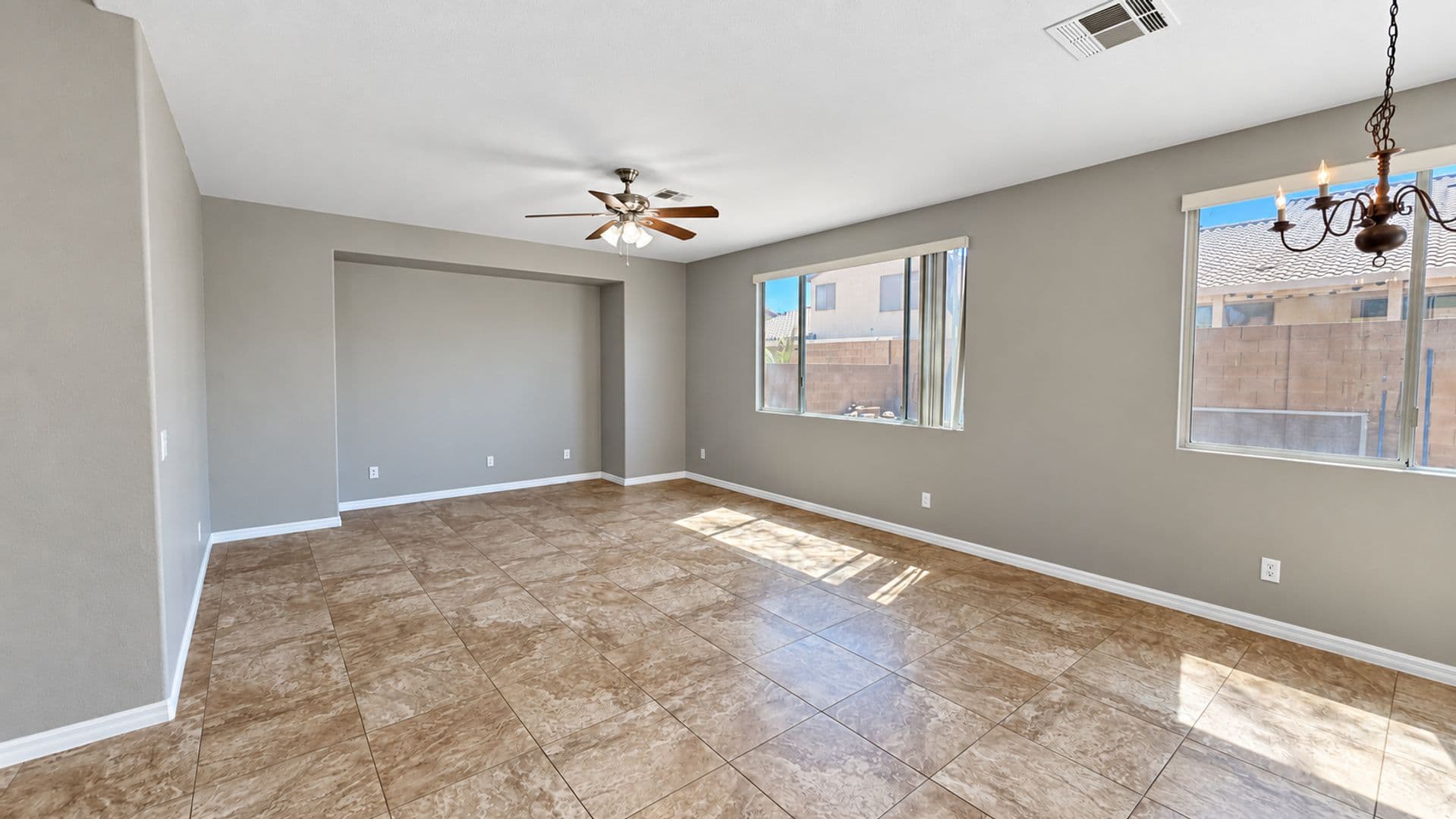 Las Vegas House: 7617 Pioneer Ranch Ave