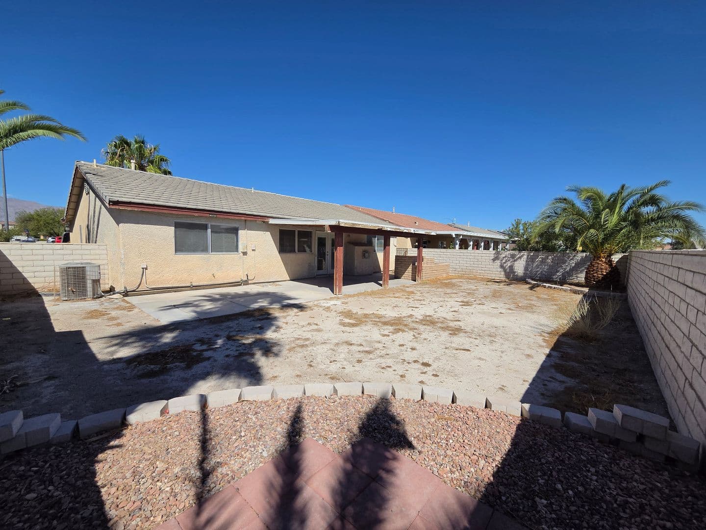 North Las Vegas House: 2115 Falcon Crest Ave